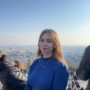 Babysitter in Paris: Anaïs