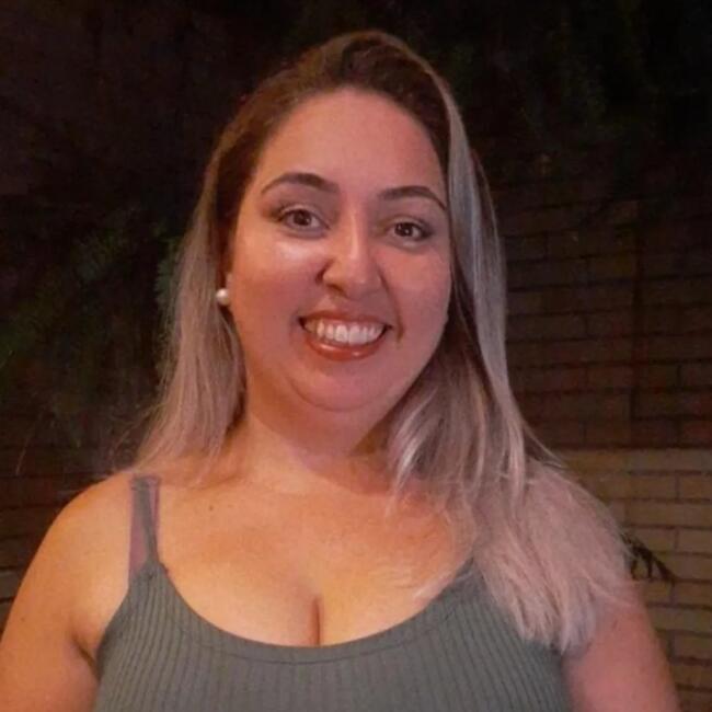 Babysitter in Balneário Camboriú: Graziele Cardoso