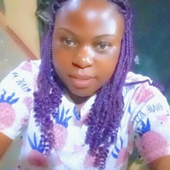 Babysitter in Kampala Central Division: Grace