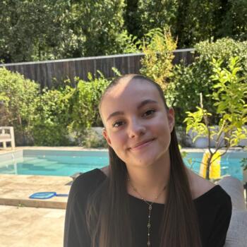 Babysitter in Le Haillan: Juliette