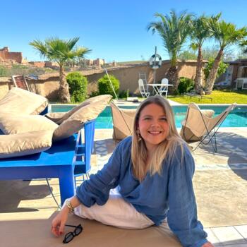Babysitter in Biarritz: Margot