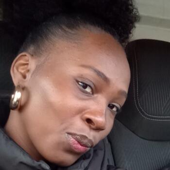 Babysitter in Trappes: Daiane