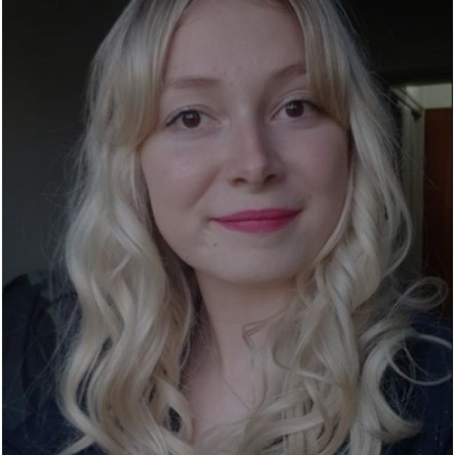 Babysitter in Reims: Lucy