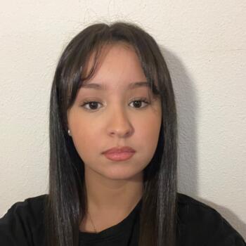 Babysitter in Belfort: Nisrine