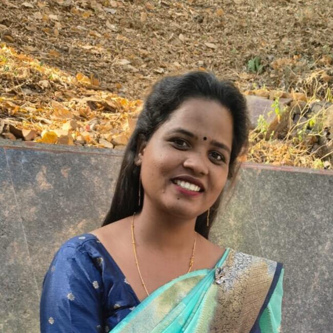 बंगलौर में बेबीसिटर: Sanjita