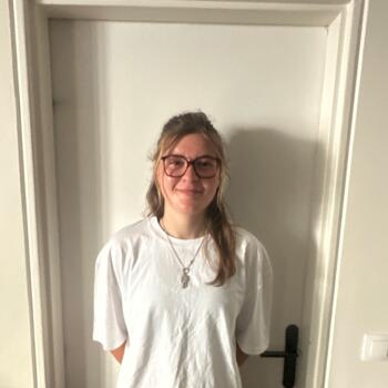 Babysitter in Paris: Audrey