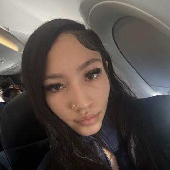 Babysitter in The Bronx: Hailey