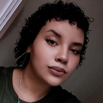 Babá em Valparaíso de Goiás: Yasmin