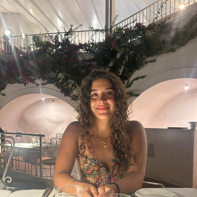 Babysitter in Edinburgh: Eleonora