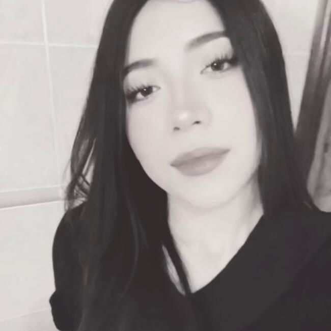 Babysitter in Seville: Carla