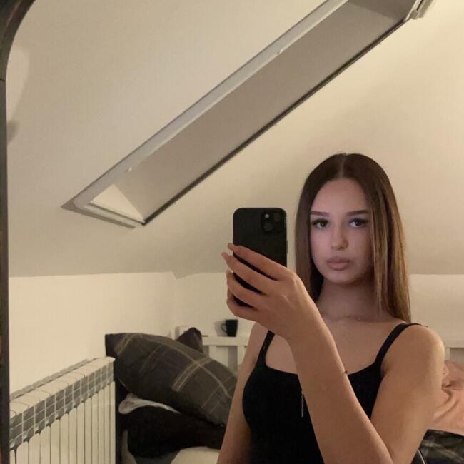 Opiekunka do dziecka w Polkowice: Julia