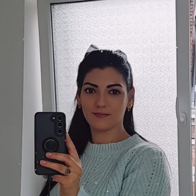 Babysitter in Liège: ANTONOVA