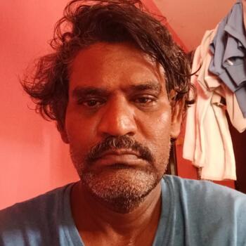 Babysitter Chennai: Senthil