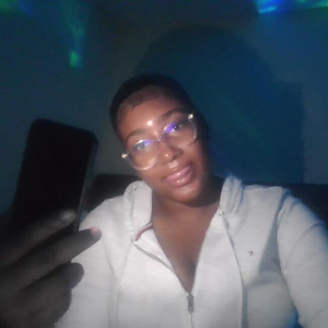 Babysitter in Palm Springs (Florida): Dorvica