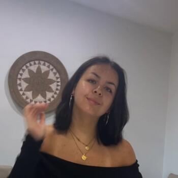 Babysitter in Newcastle: Lulu