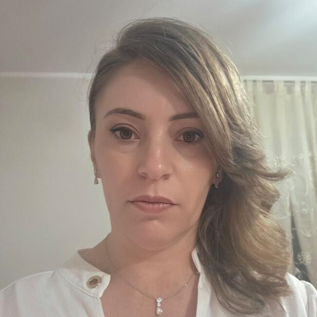 Lavoro per babysitter a Gioia Sannitica: Raffaella
