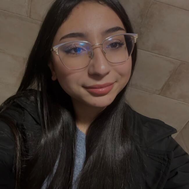 Babysitter in Misserghin: Sarra Gadra