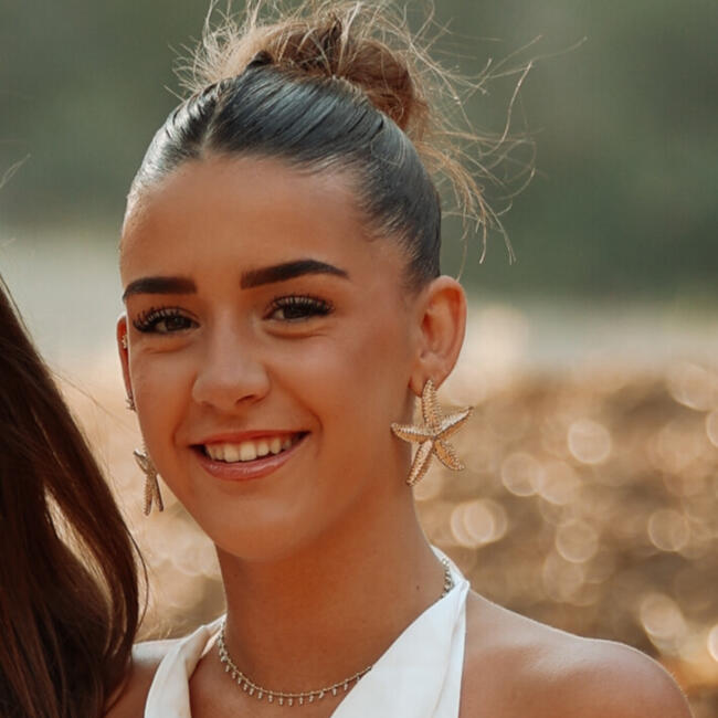 Babysitter in Narbonne: Louna