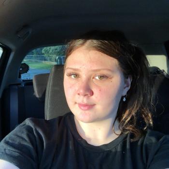 Babysitter in Whanganui: Victoria