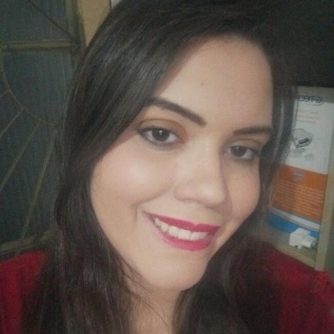 Babysitter in Suzano: Juliana