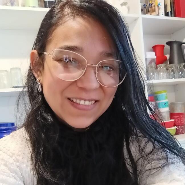 Niñera en Berazategui: Analia