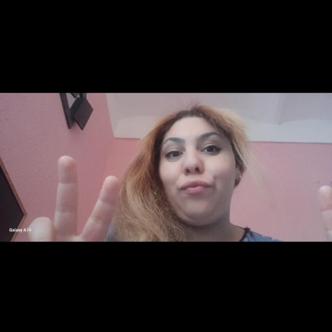 وظيفة جليسة أطفال في طنجة: Yousra