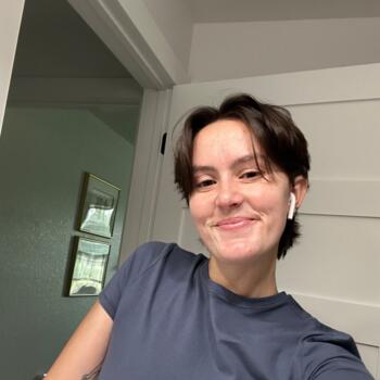 Babysitter in Saint-Martin-d'Hères: Izzy