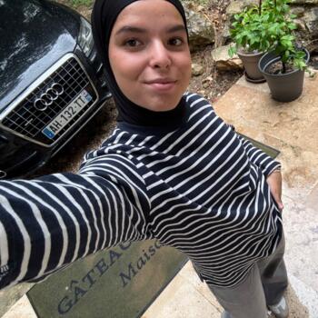 Babysitter Boucoiran: BOUKHDIMI