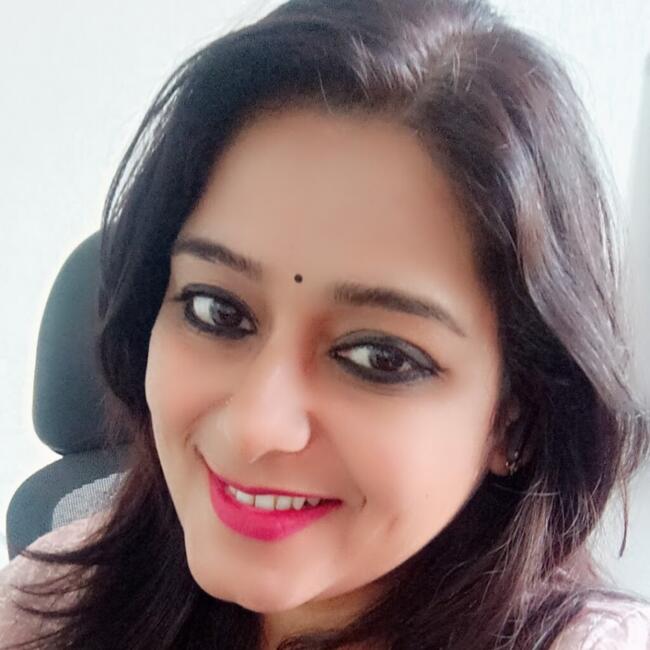 अहमदाबाद में बेबीसिटिंग की नौकरी: Riya