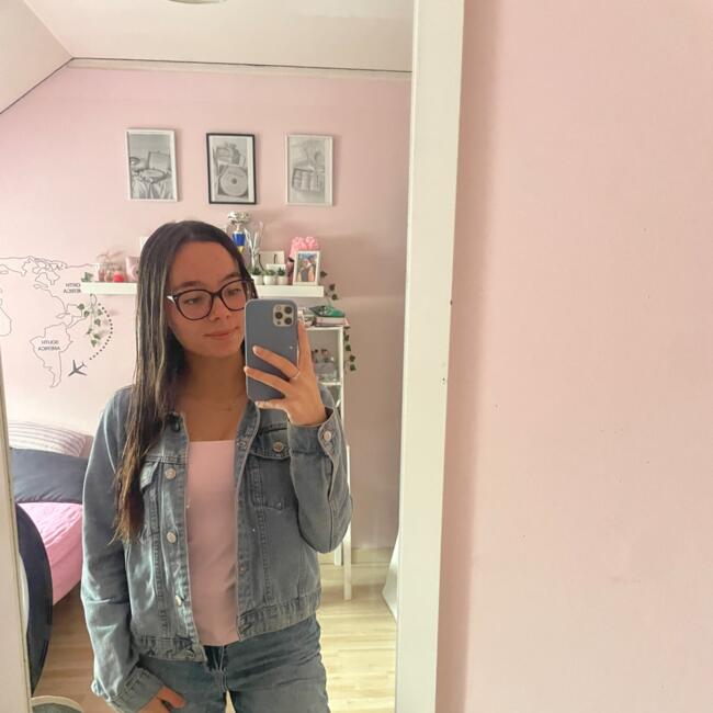 Babysitter in Sainte-Geneviève-des-Bois: Maelys