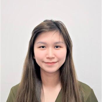 Babysitter in Singapore: Joanne