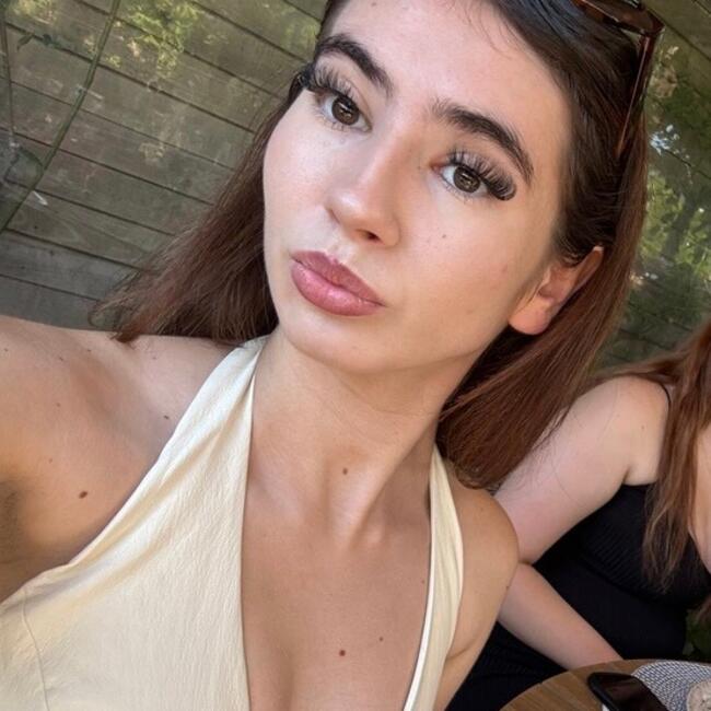 Babysitter in Lasne: Melisa