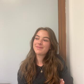 Babysitter in Aix-les-Bains: Cherine