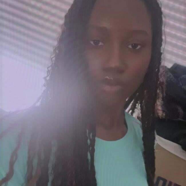 Babysitter in Neuilly-sur-Marne: Maryam