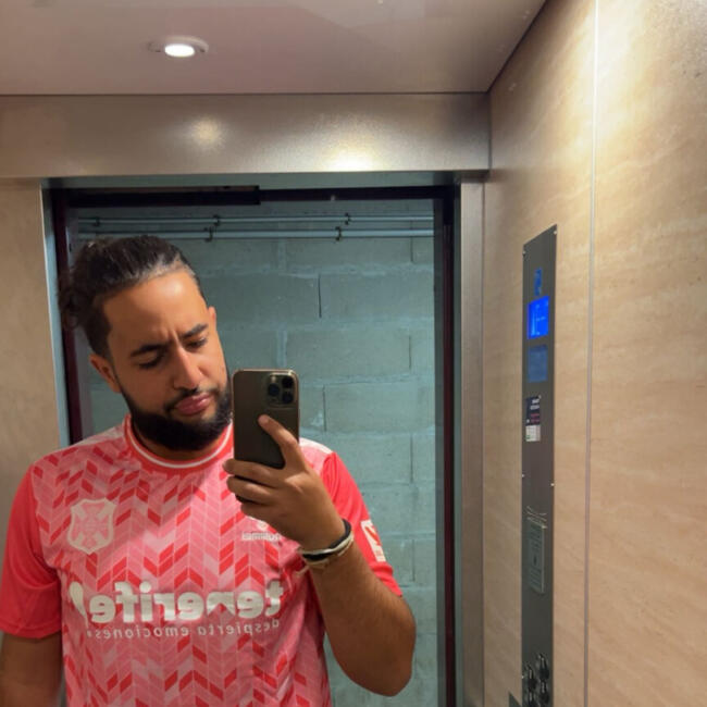 Babysitter in Issy-les-Moulineaux: Rayan