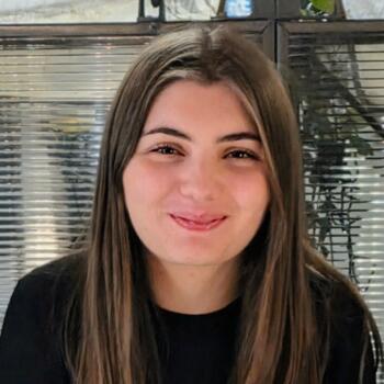 Babysitter in Rome: Giulia