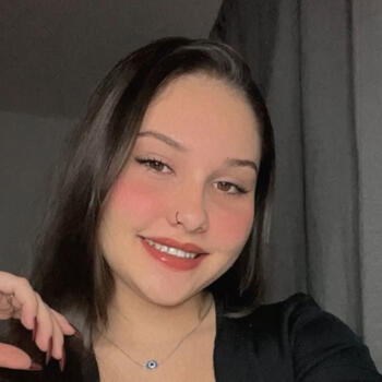 Babysitter in Meyrin: Julia