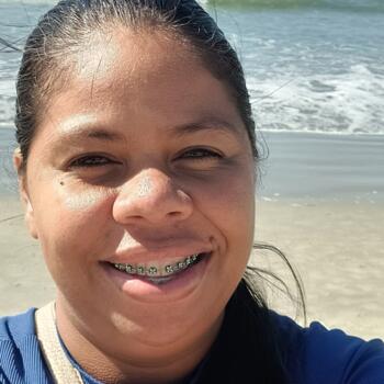 Babysitter Itajaí: Antonia