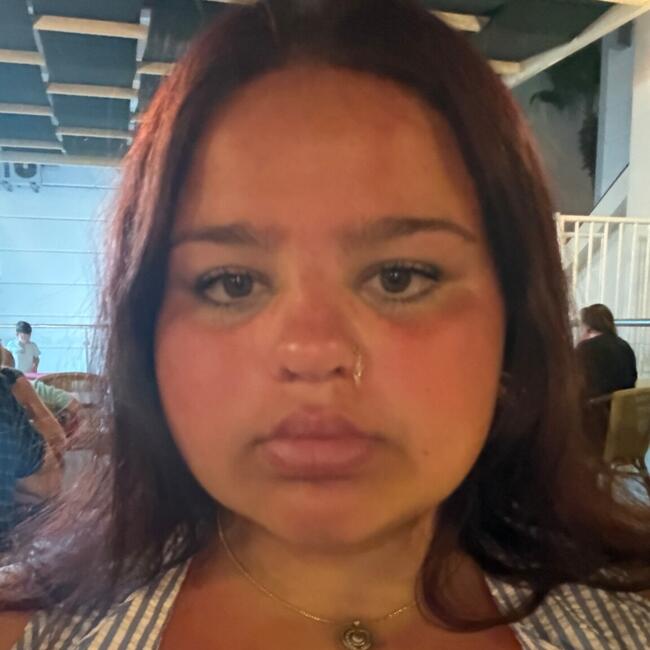 Babysitter in St Helens: Paige