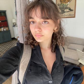 Babysitter in Aix-en-Provence: Lilou