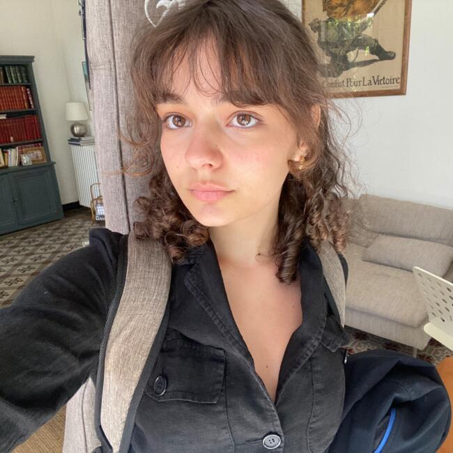 Babysitter in Aix-en-Provence: Lilou