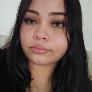 Babysitter Manaus: Daniela