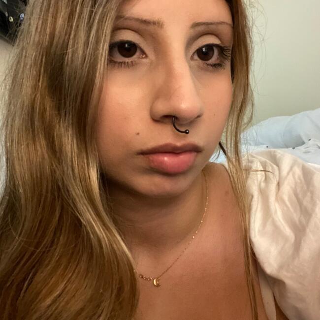 Babysitter in San Vicent del Raspeig: Mía Belén