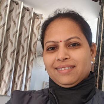 Nanny in Surat: Yogita