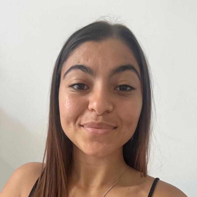 Babysitter in Aix-en-Provence: Ines