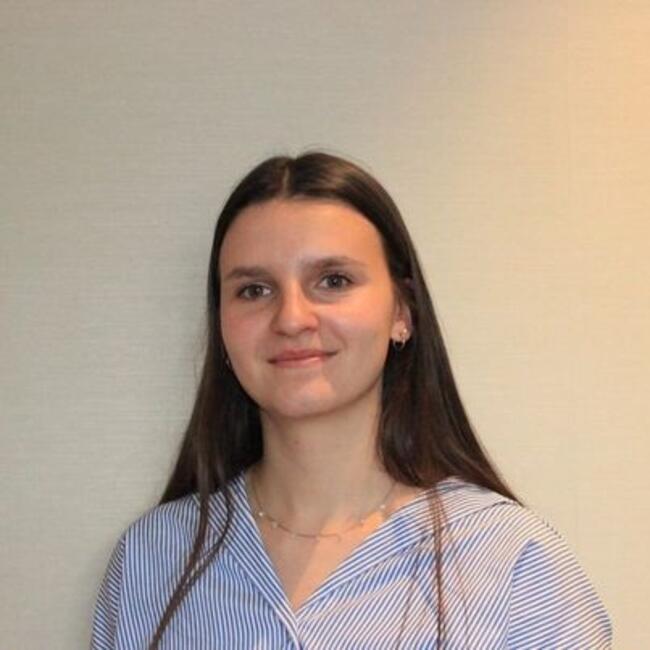 Babysitter in Gex: Clara