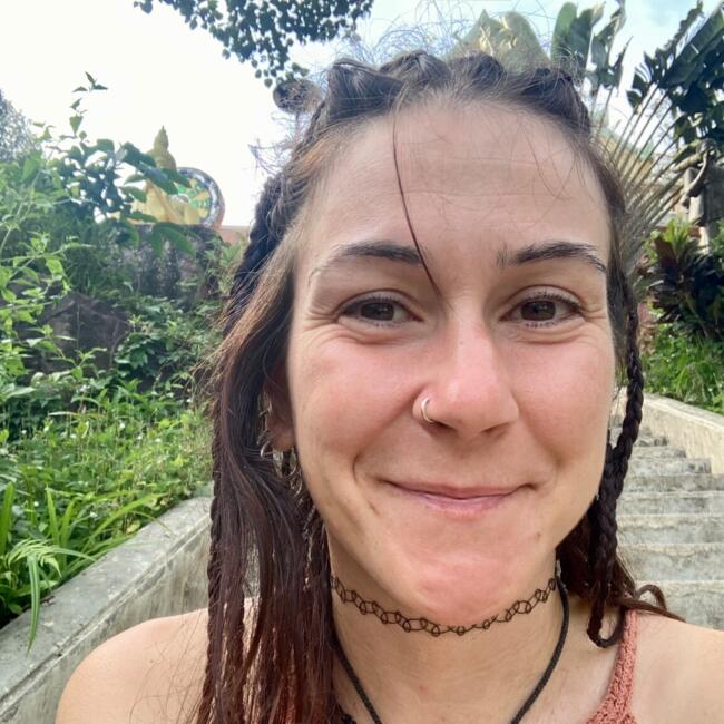 Babysitter in Esperance: Valentina