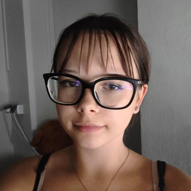 Babysitter in Krzeszowice: Julia
