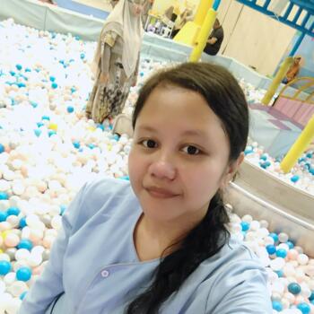 Babysitter Jakarta: Lina