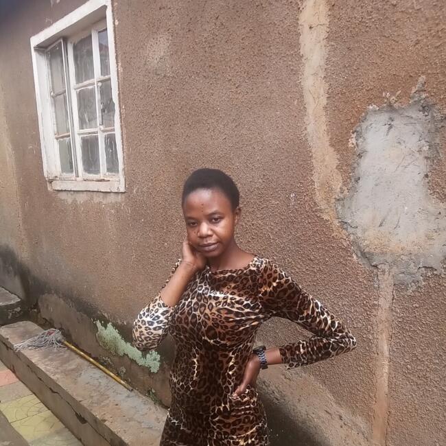 Babysitter in Kampala: JOY